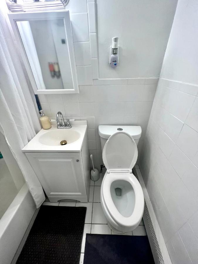 4-A Diamond In Yonkers Hotel Kültér fotó