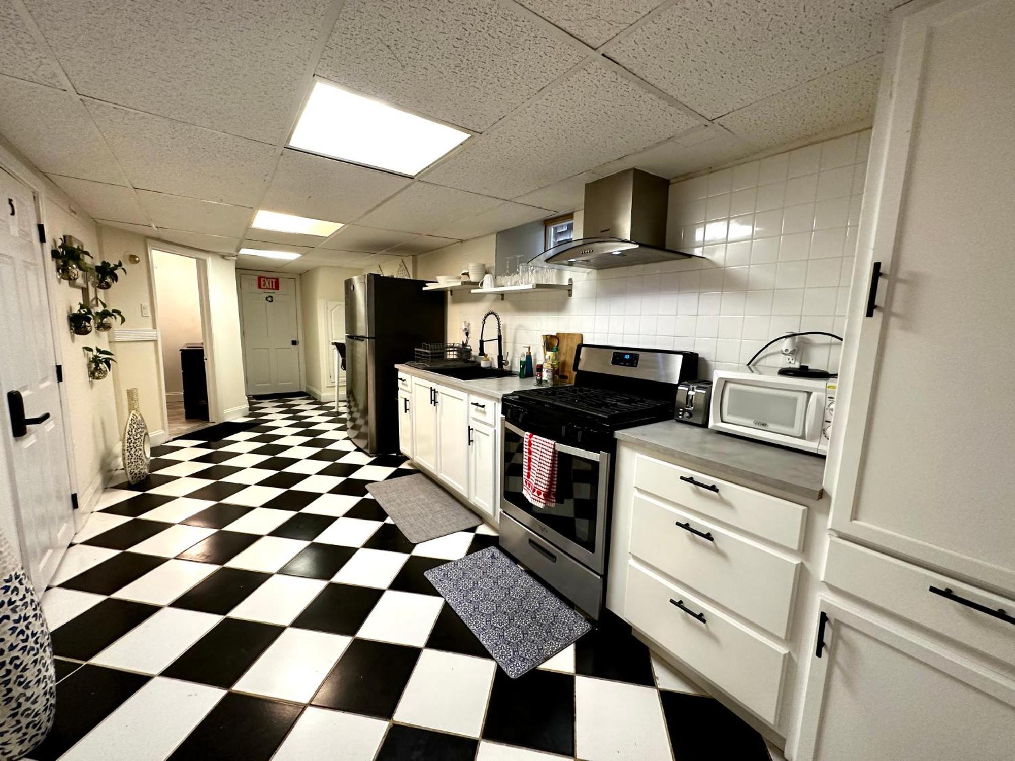 4-A Diamond In Yonkers Hotel Kültér fotó